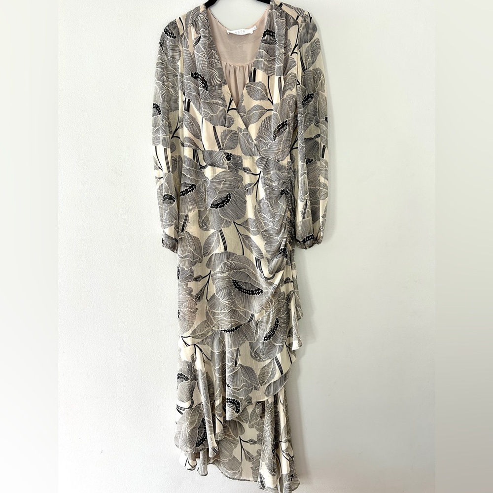 Astr Black and Cream Long Sleeve Dress